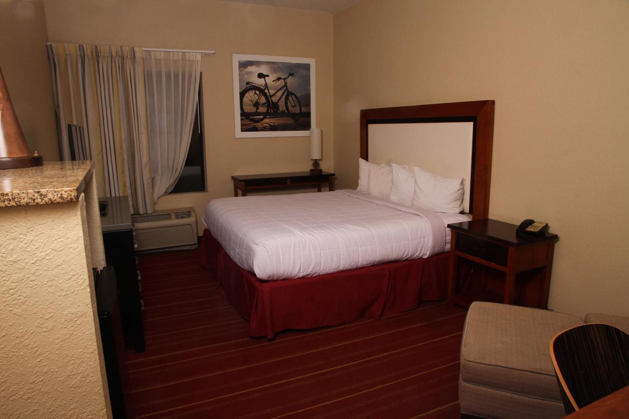 Days Inn By Wyndham Semmes Mobile Eksteriør billede