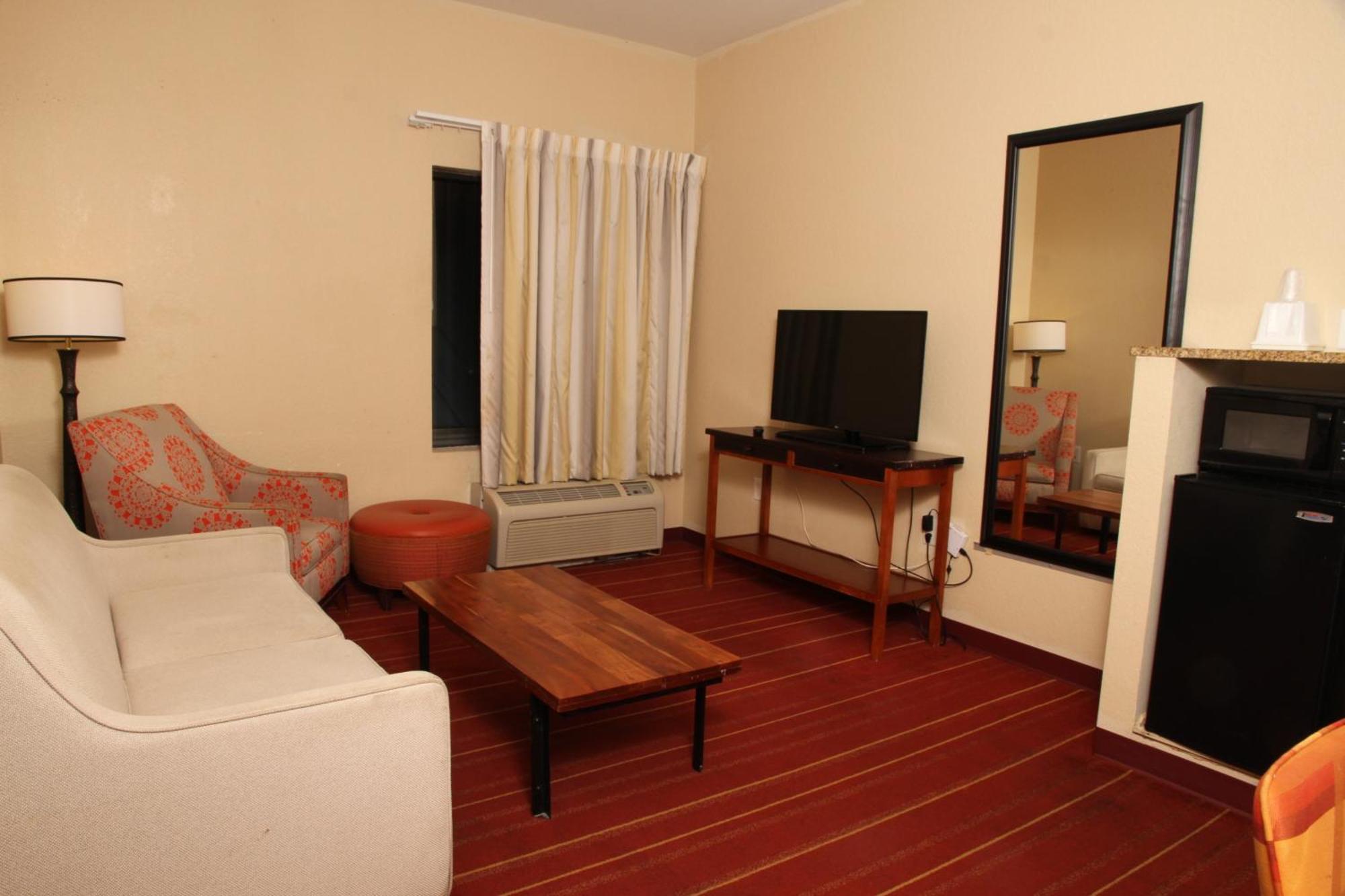 Days Inn By Wyndham Semmes Mobile Eksteriør billede