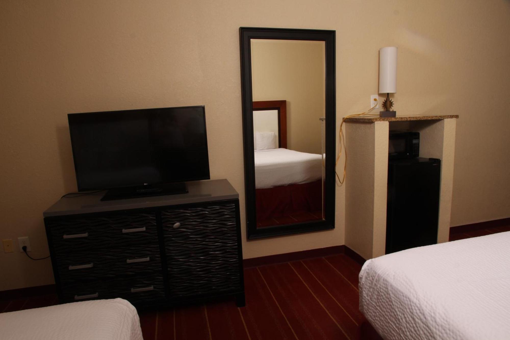 Days Inn By Wyndham Semmes Mobile Eksteriør billede