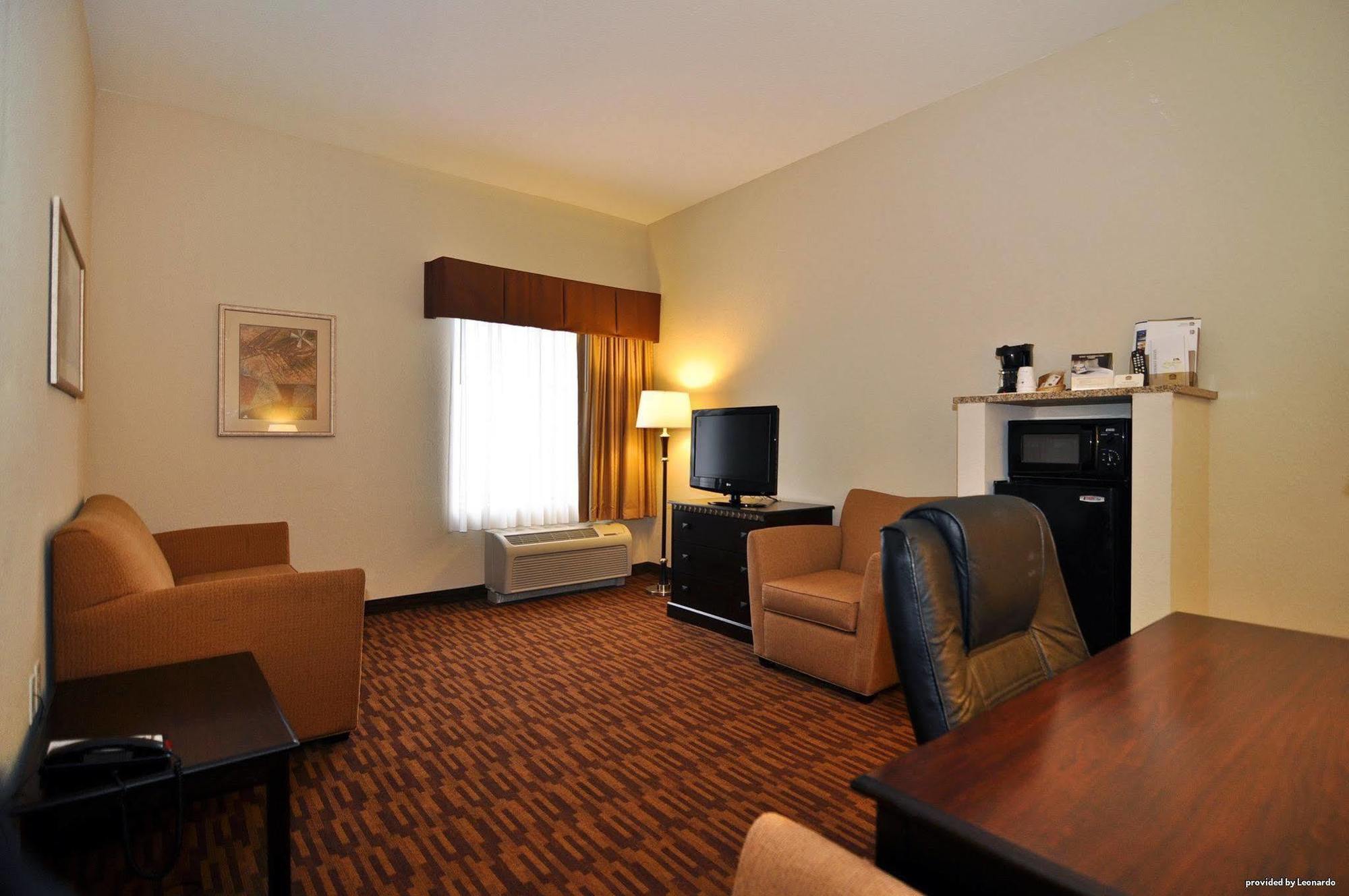 Days Inn By Wyndham Semmes Mobile Værelse billede