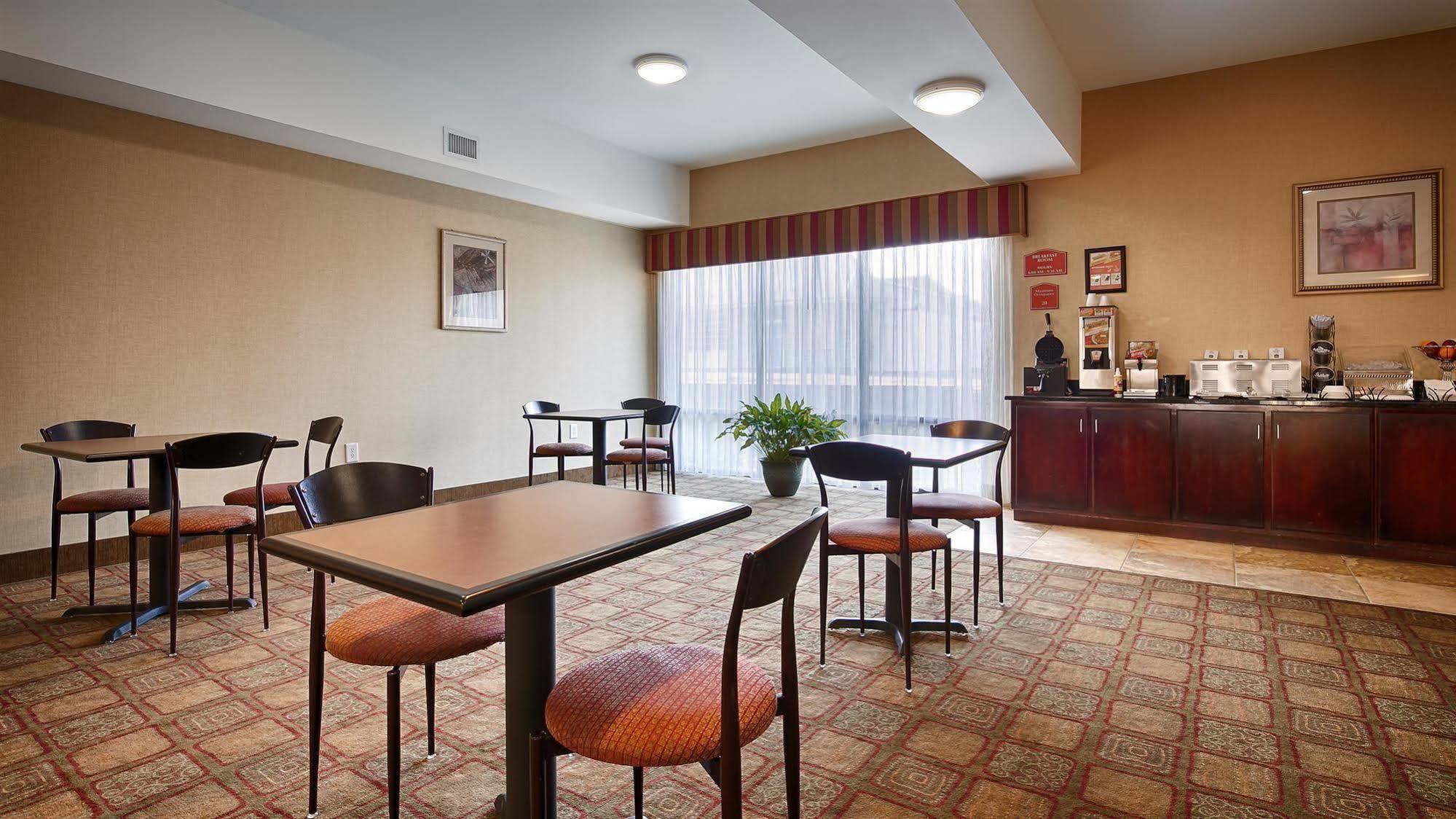 Days Inn By Wyndham Semmes Mobile Eksteriør billede